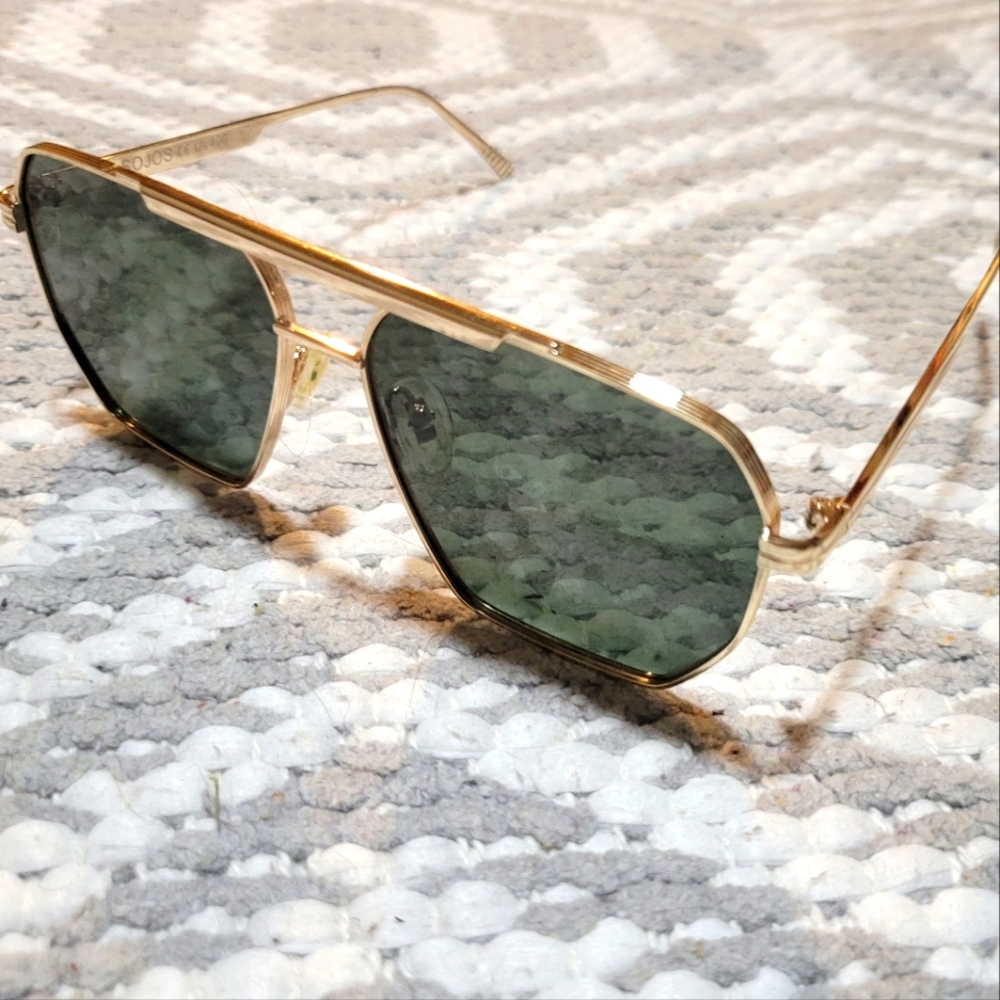 Angular sunglasses